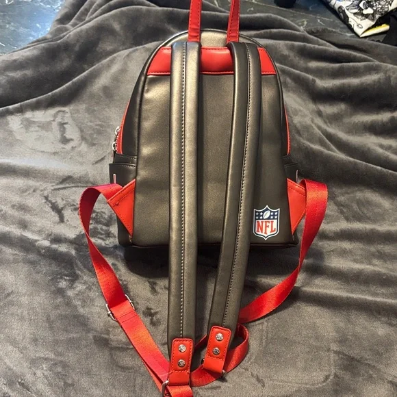 NWOT Loungefly Red and Brown Buccaneers Backpack - Picture 6 of 11
